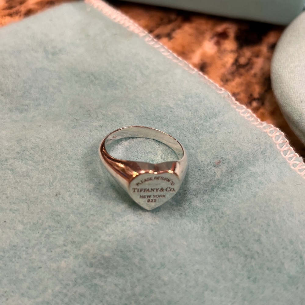 Tiffany Heart Signet Ring
